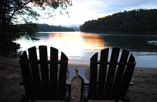 Private Waterfront Home on Lake James