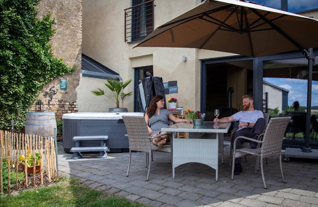 Private wellness vacation home with whirlpool, sauna and 70 included services