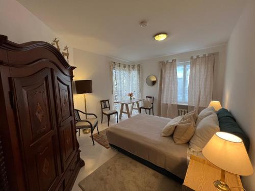 Privatzimmer 15 qm mit Gemeinschaftsbad