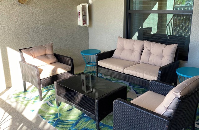 Professionally Decorated Condo - Lakewood National Resort Style Golf Community