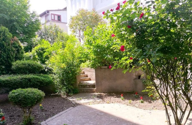 Promenada Apartment enjoys a location in Constanţa Old Town