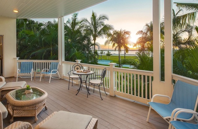 *PROMENADE TO PARADISE @ THE ANNEX* Ocean Condo & Pool + LAST KEY SERVICES.