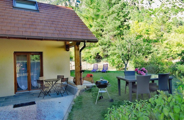 PROMO-20%/11/10 TO 1/11/PROX/LAKE/RANDOS/CITY-PARK/ADMIRE AUTUMN LANDSCAPES