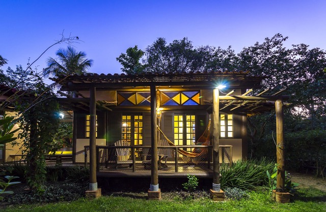 Property with a small boat pier that makes island tours.