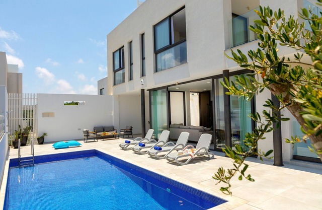 Protaras Almaria Villa 16