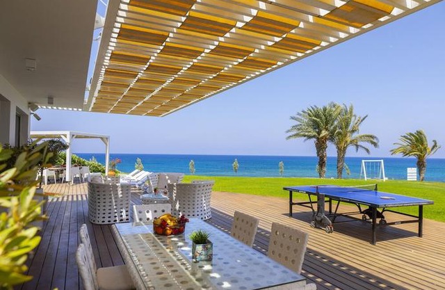 Protaras Beachfront Dream Villa