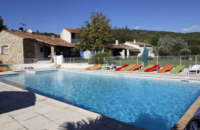 Provençal farmhouse "Les Rosiers"