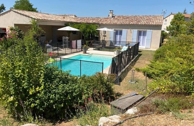 Provençal villa with swimming pool VINON sur VERDON