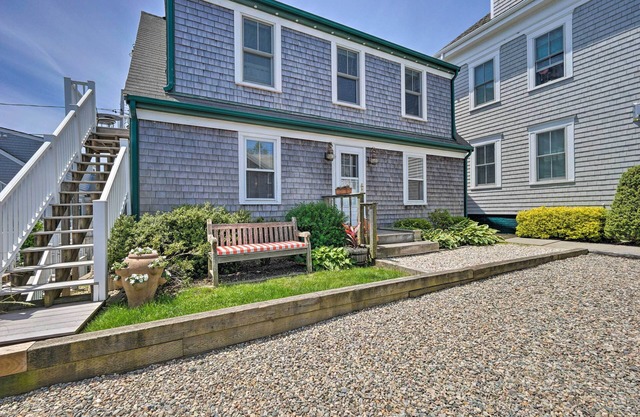 Provincetown Apartment, Steps to Commercial Street