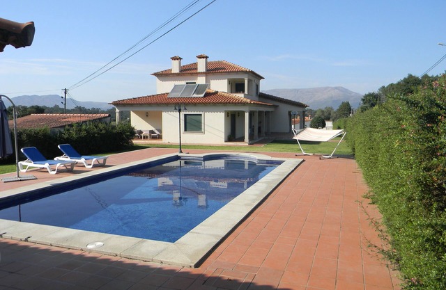 Homerez - Villa in Santa Leocádia de Geraz do Lima