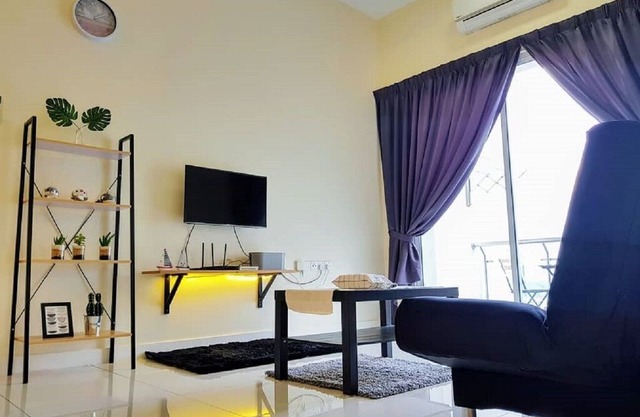 Puchong Skypod 10 Pax IOI Mall Cozy Apartment
