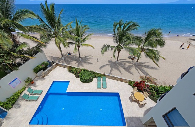 💙PUERTA AL MAR💙 DOWNTON-ON THE BEACH-DIRECT OCEAN VIEWS-POOL/WALK EVERYWHARE