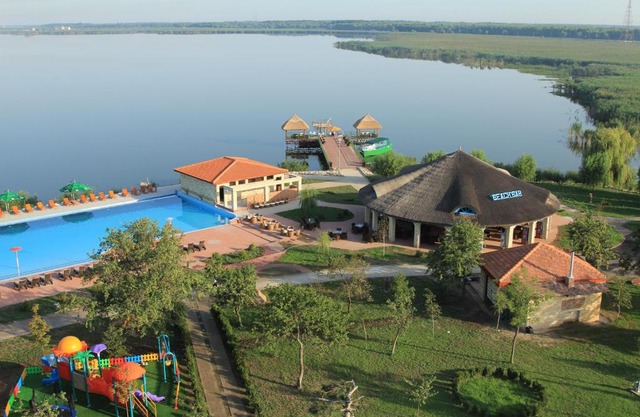 Puflene Resort