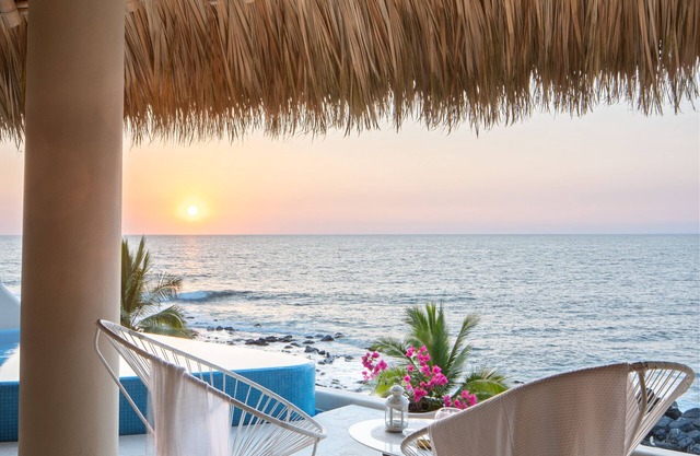 Punta Majahua Condos