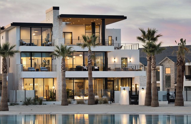 Pura Vista: Private Pool, Lagoon + Beaches