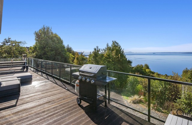 Puratoke Rise and Shine - Pukawa Holiday Home