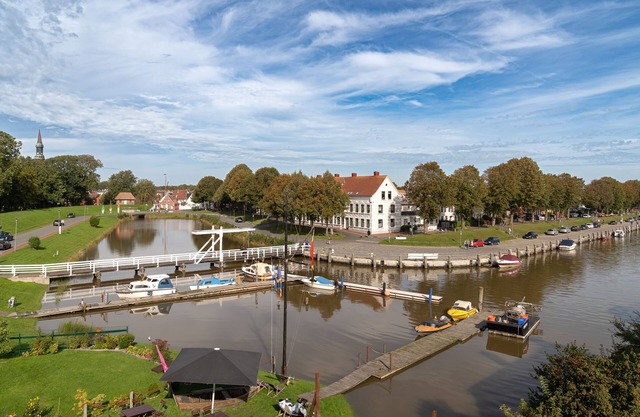 Pure Eleganz am Wasser: Ferienhaus Poller 25 am Tönninger Hafen