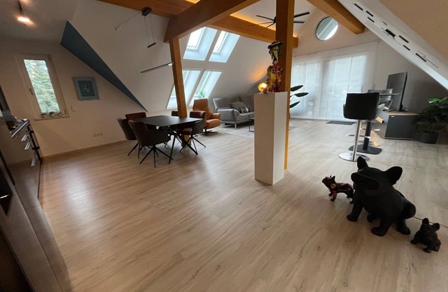 PURE LUXURY. Exquisite and quiet apartment in southern Nuremberg