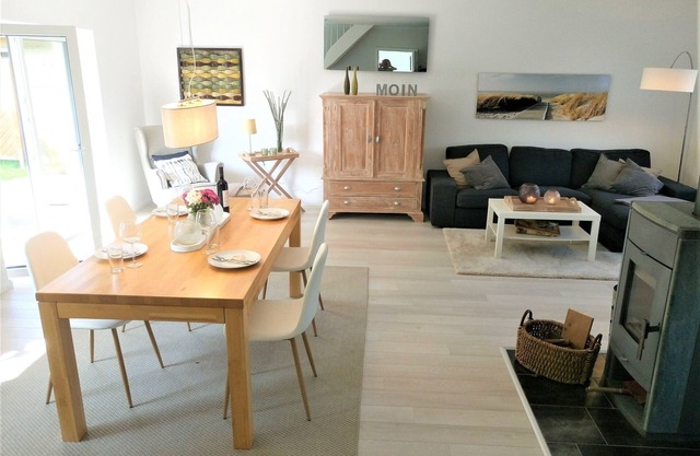 Pure relaxation. Fantastic vacation home with terrace and garden. Only 4km from Büsum.
