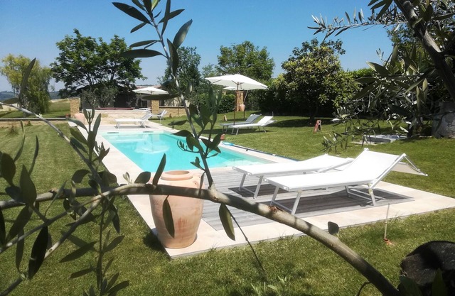 Pure relaxation with saltwater pool, whirlpool, and massages, for adults only