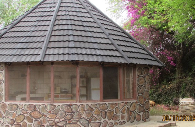 Pure wilderness in Amanzimlotzi Riverside Bush Bungalow in Limpopo, Kruger Park