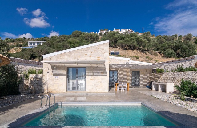 Pyrgos villa 2 ,sea view,pool,South Crete,Plakias