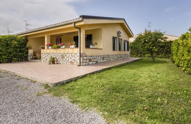 Quadruple room via s.cipolla 5 ground floor