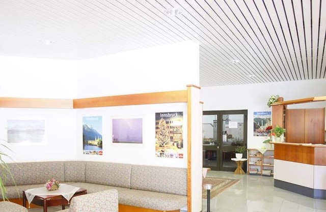 Quadruple room with shower, WC - Hotel Karwendel