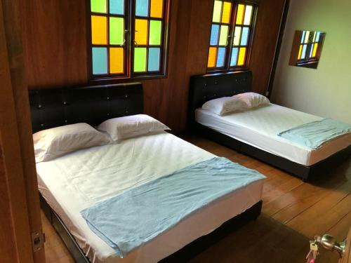 Quadruple Traditional Wooden GuestHouse