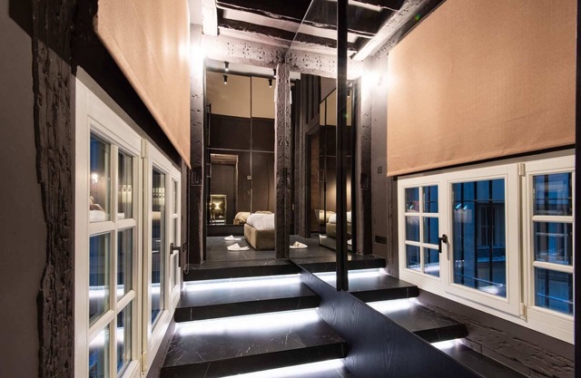 Quai Bourbon - One Bedroom Apartment, Sleeps 2