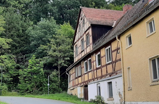 Quaint apartment in Bergk with garden