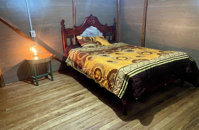 Quaint cabin with WiFi in charming Cuenca