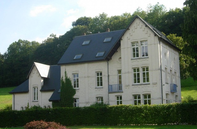Quaint Holiday Home in Chimay with Garden