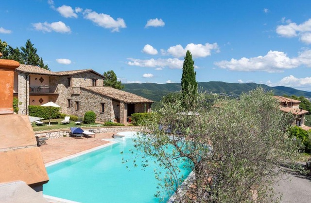 Quaint Holiday Home in Collazzone with Sauna & Whirlpool
