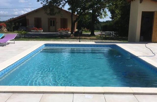 Quaint Holiday Home, Private Pool, close to Nougaro circuit