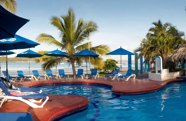 Qualton Club Ixtapa - All Inclusive