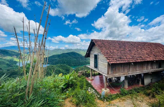 Quang Khe Retreat