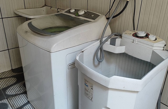 Quarto Individual com Banheiro e Mini Cozinha