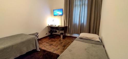 Quarto da Fê, central, perto de tudo o que você precisa!