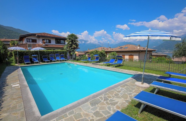 Quattro Stagioni Summer Roof Terrace Holiday Apartment with Pool