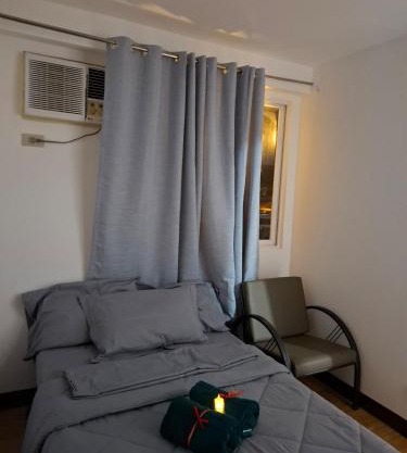 Queen's Place Arezzo Davao