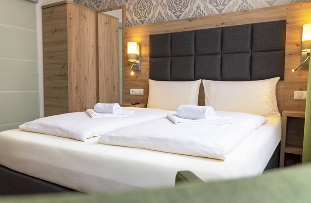 Queen-size double room GH-Flexible-Rate B&B - AKZENT Hotel Roter Ochse