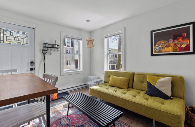 Queens Suite | 1Bdrm
