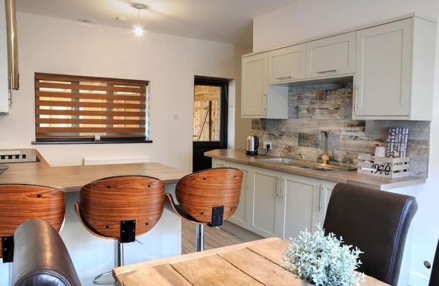 Queensgate Holiday Cottage Beverley with Parking
