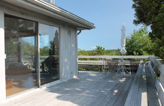 Quiet, Airy, Private with Great Views over National Seashore