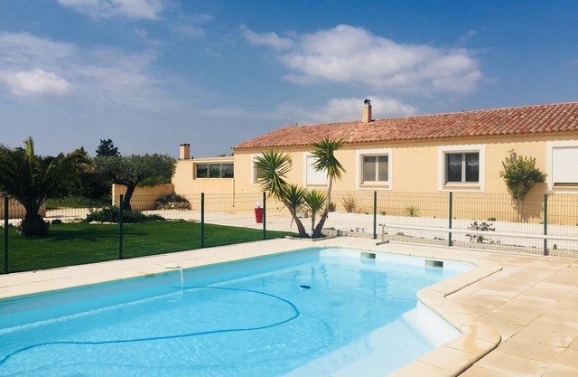 Quiet and comfortable villa in the heart of an area of ​15 ha