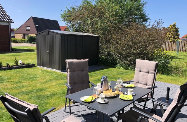 Quiet and high-quality vacation apartment in Norden near Norddeich