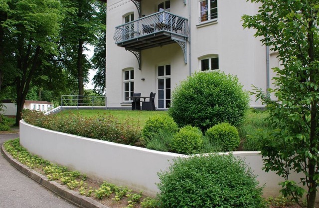 Quiet apartment in the castle with park on the Baltic Sea between Kühlungsborn and Rerik