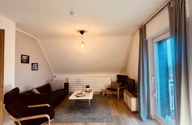Quiet apartment with a private balcony and great views