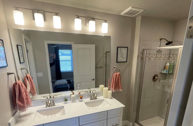Quiet Arvada Home - easy access to Denver, Boulder, Golden - 20minutes to CU